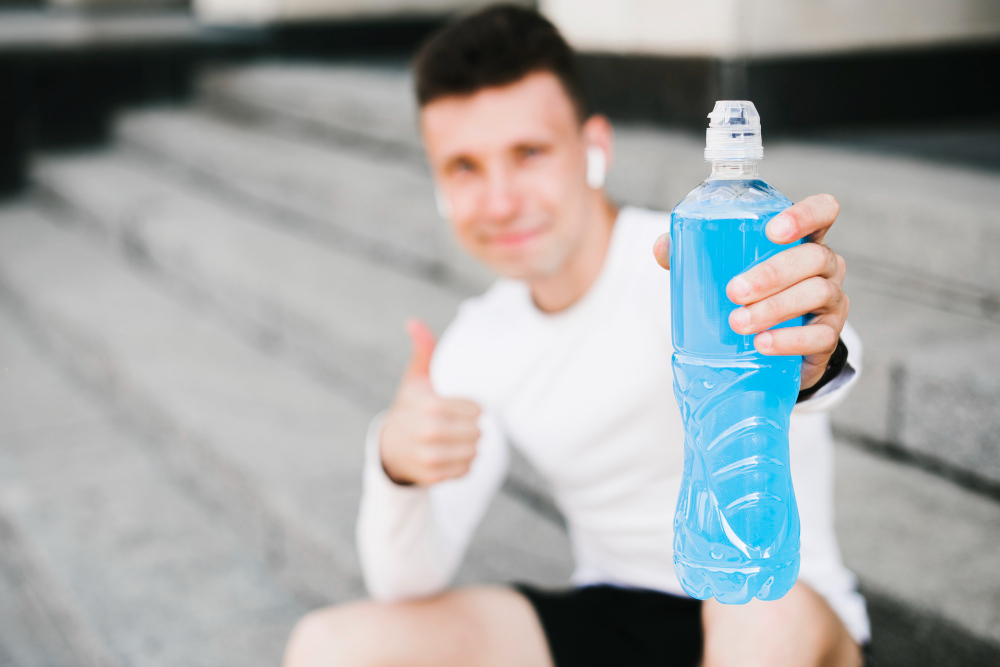 Rekomendasi Minuman Isotonik. Source: Freepik/freepik